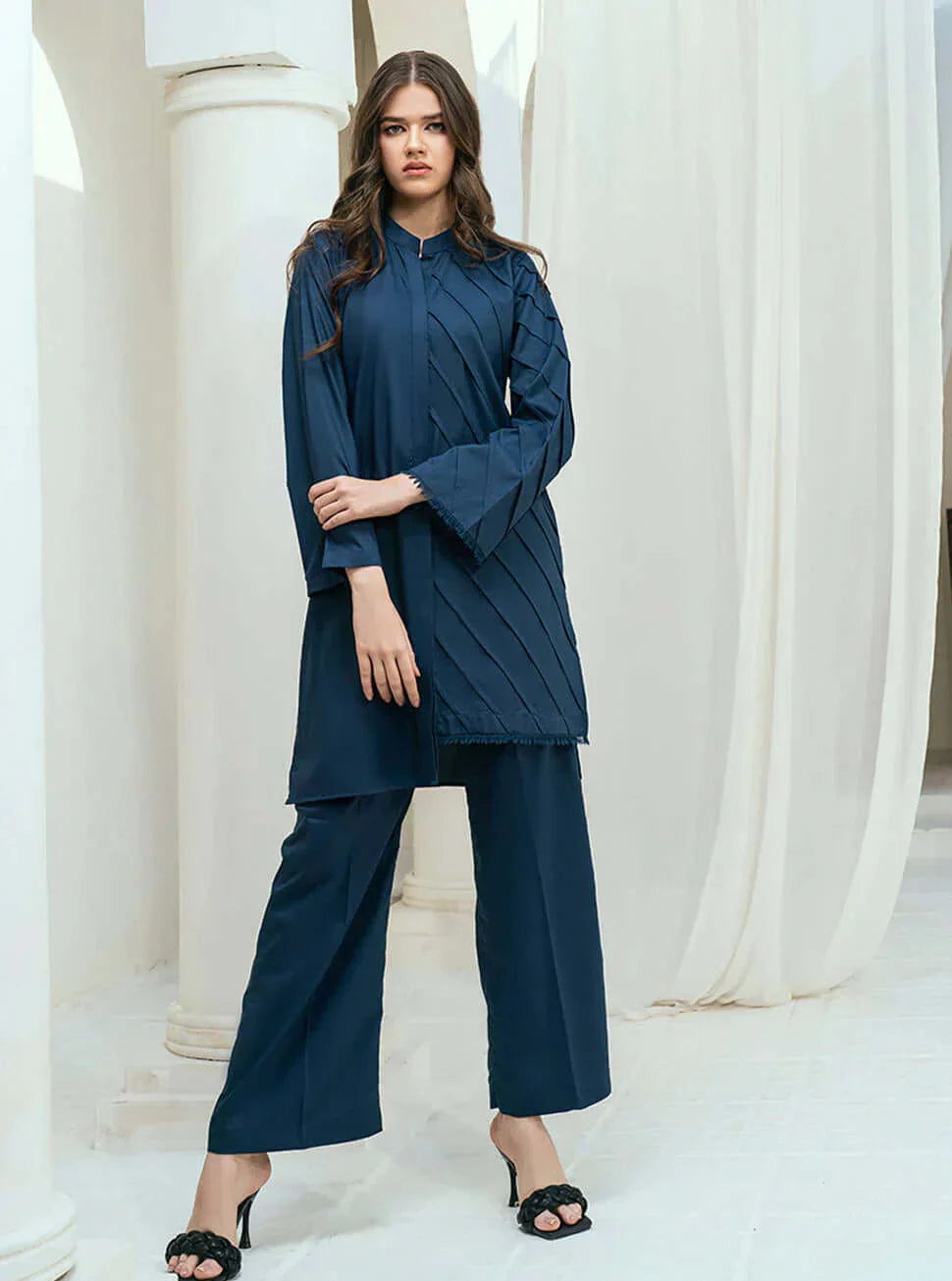 Khaddar Majestic Set GUL030