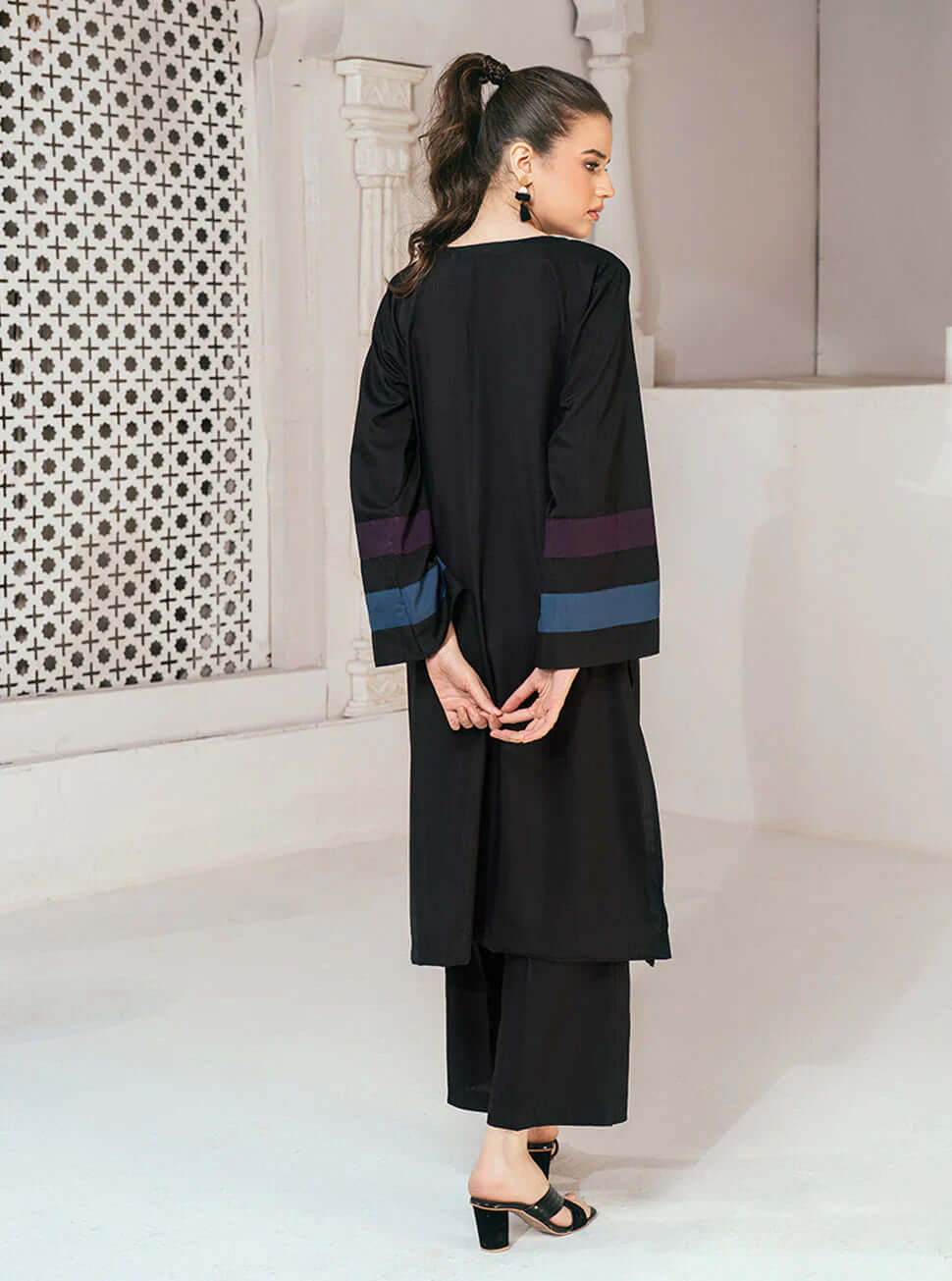 Khaddar Gorgeous Set GUL028