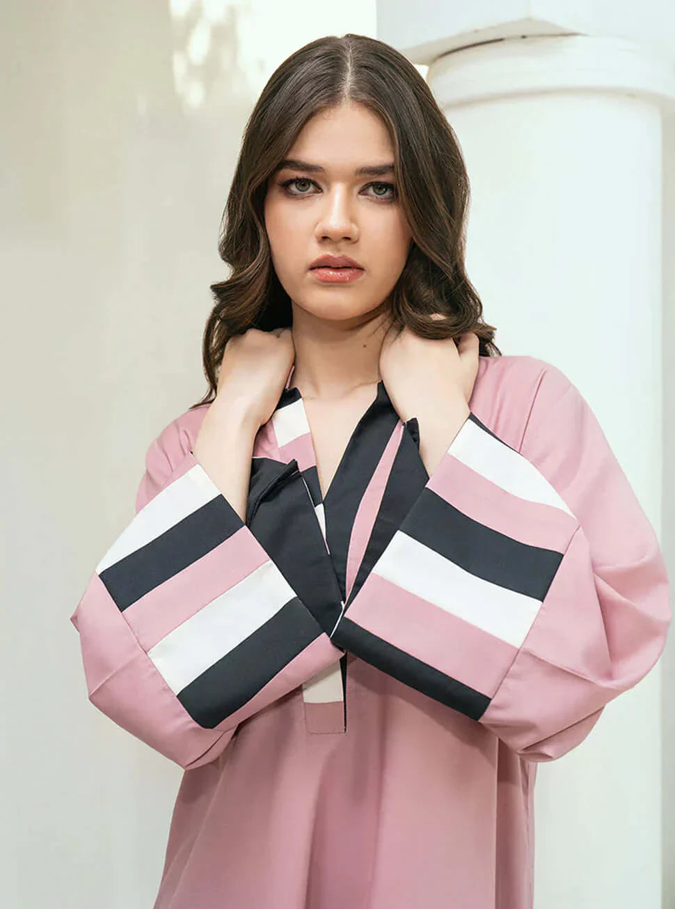 Khaddar Carnation Set GUL023