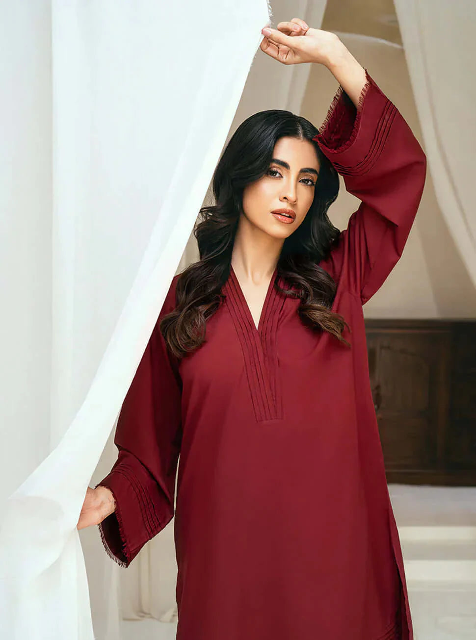 Khaddar Scarlet Set GUL020