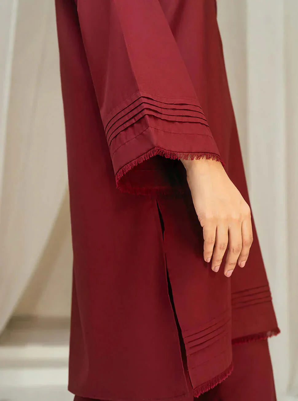 Khaddar Scarlet Set GUL020