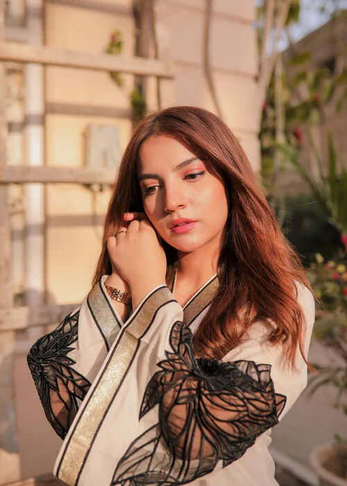 JGL204 ALMOND PLAZZO STICHTED 2PC