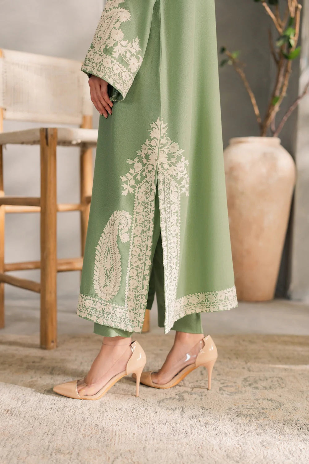 DRT223 Aafreen Embroidered 3pc